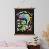 Cute Dragon Scientist | Magical Potion Play Lab Hangend Wandkleed (Slaapkamer)