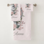 Cute Elephant Pink Floral Greenery Child Name Bad Handdoek (Insitu)