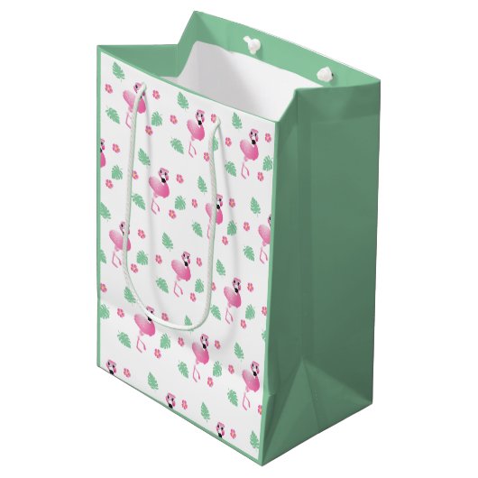 Cute Flamingo Tropical Flowers Leaf Pattern Green Medium Cadeauzakje (Voorkant Gekanteld)