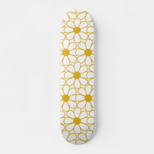Cute Floral Daisy Pattern Mustard Gold en White Skateboard