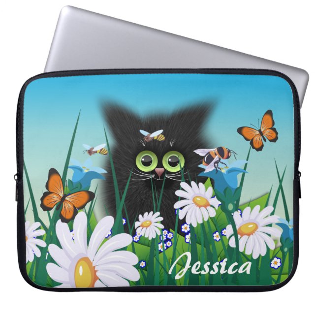 Cute Fluffy Kitten in Daisy Meadow Laptop Sleeve (Voorkant)