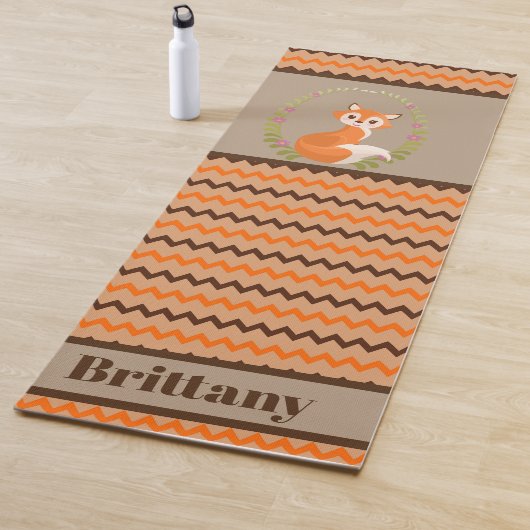 Cute Fox voegt naam yoga mat toe (In situ)