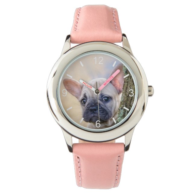 Cute French Bulldog Puppy Posing in a Branch Fork Horloge (Voorkant)