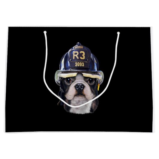 Cute French Bulldog Wearing Firefighter Helmet Groot Cadeauzakje (Voorkant)
