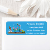 Cute frog en bee in tuinschilfering cartoon etiket (Insitu)