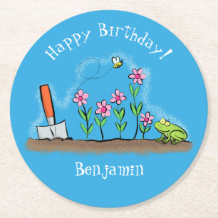 Cute frog en bee in tuinschilfering cartoon ronde kartonnen onderzetter