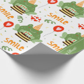 Cute Frog Pattern met Smile Text Happy Birthday Cadeaupapier (Hoek)