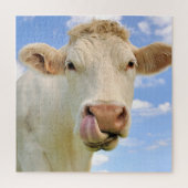 Cute Funny Boerderij Charolais Koe Licking Nose Legpuzzel (Verticaal)