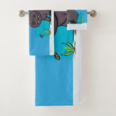 Cute funny hippopotamus with bird cartoon bad handdoek (Insitu)