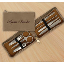 Cute geborduurd Hoesje met Nail Manicure Set