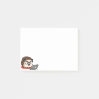 Cute Geeky Nerdy Egel op een laptop Post-it® Notes