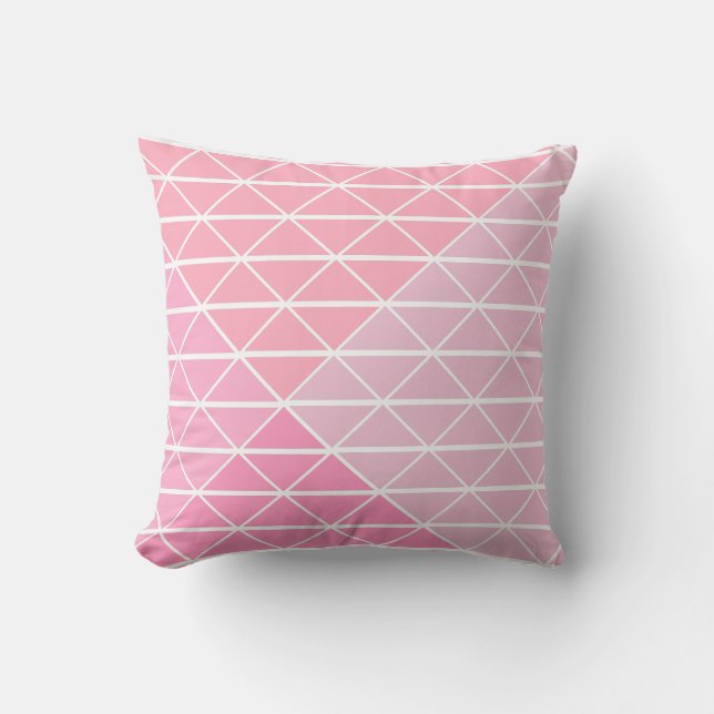 Cute Geometric Pattern of Triangles in Roze Kussen (Voorkant)