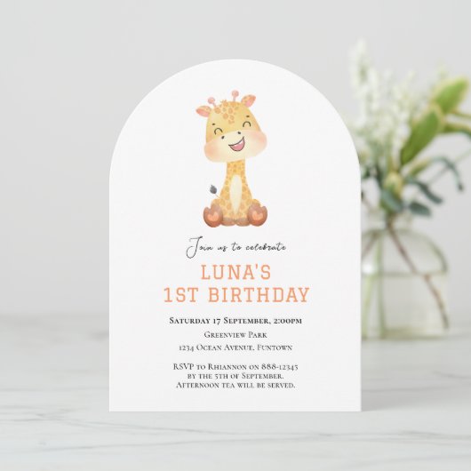 Cute Giraffe arch 1st birthday invitation (Debout devant)
