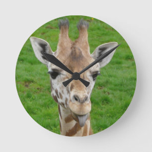 Cute Giraffe uit Tongue Ronde Klok