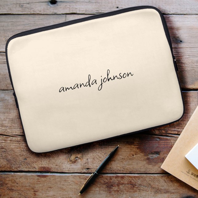 Cute Girly Modern Beige Monogram Cursive Volledige Laptop Sleeve (Creator heeft geüpload)
