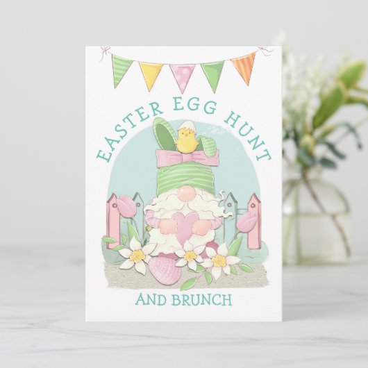 Cute Gnome Bunny Easter Egg Hung invitation (Debout devant)