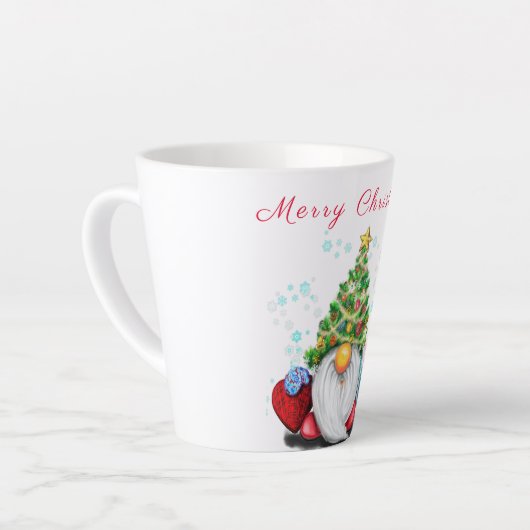 Cute Gnome met Pet met kerstbomen en cadeautjes -  Latte Mok (Linkerhoek)