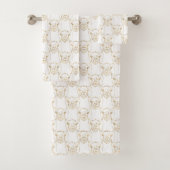 Cute Gold Strokes Llama Animal White Pattern Bad Handdoek (Insitu)