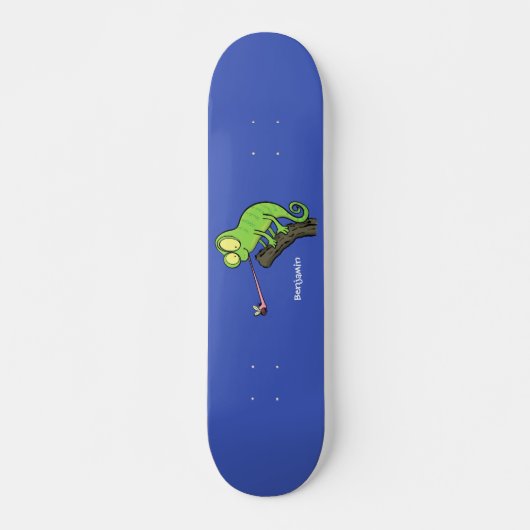 Cute grappige groene chameleon lizard cartoon skateboard (Voorkant)