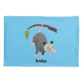 Cute grappige opossum aan de cartoon van de tak kussensloop (Achterkant)