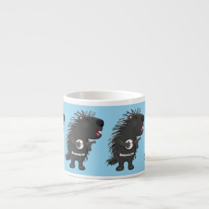 Cute grappige porcupine die banjo-cartoon speelt espresso kop