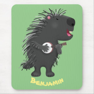 Cute grappige porcupine die banjo-cartoon speelt muismat