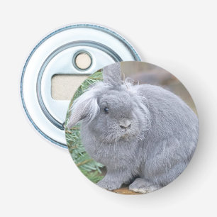 Cute gray konijn button flesopener