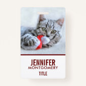 Cute Gray Tabby Cat met kerstPet Xmas Badge (Voorkant)
