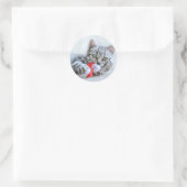 Cute Gray Tabby Cat met kerstPet Xmas Ronde Sticker (Tas)