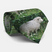 Cute Greedy Sheep Eating Stropdas (Opgerold)