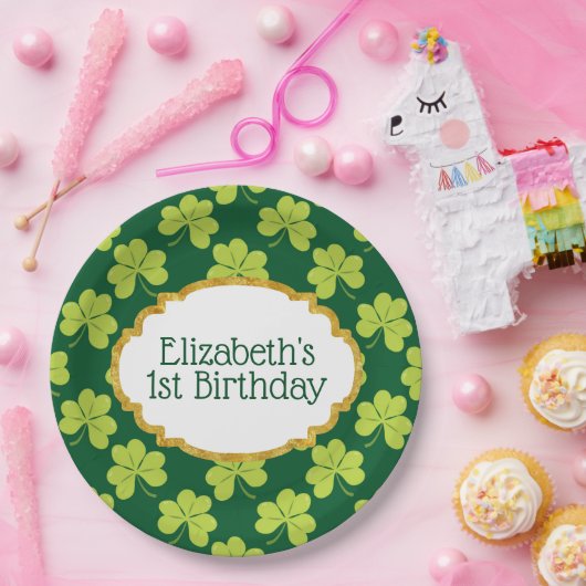 Cute Green Clover Shamrock Pattern Birthday Papieren Bordje (Feest)