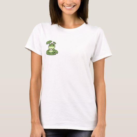 Cute Green Frog Wearing Crown Drinking Coffee T-shirt (Voorkant)