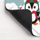 Cute Grey Baby pinguin in wintersneeuw Muismat (Hoek)