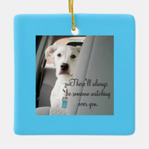 Cute Guardian Angel White Dog die Kerstmis bekijkt Keramisch Ornament