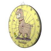 Cute happy alpaca met vlinder cartoon dartbord (Voorkant Rechts)