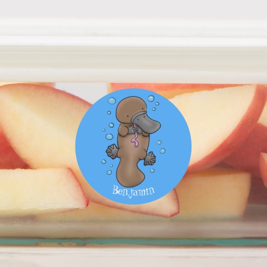 Cute happy baby platypus cartoon illustratie labels (Aangebracht)