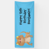 Cute happy bebaarzen dradenhagedis cartoon spandoek (Verticaal)