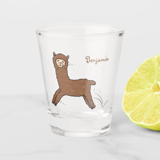 Cute happy brown alpaca cartoon shot glas (Voorkant)