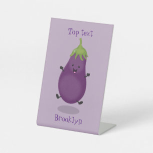 Cute happy eggplant cartoon reclamebord met voetstuk