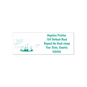Cute happy green triceratops dinosaur cartoon zelfinktende stempel