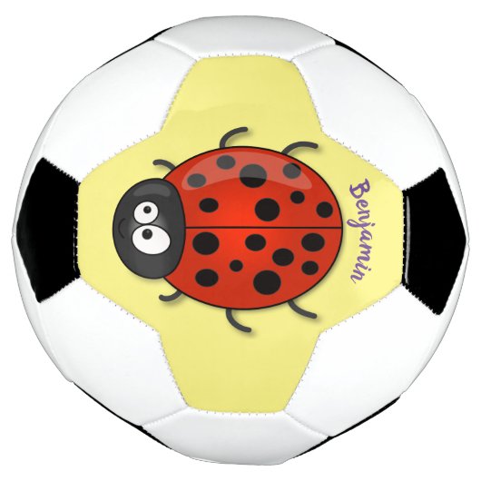 Cute happy red ladybug cartoon afbeelding voetbal (Gedraaid)