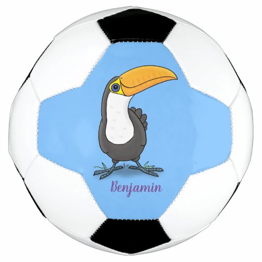 Cute happy toucan cartoon illustratie voetbal (Voorkant)