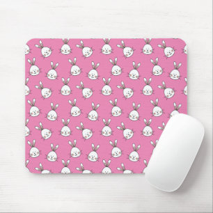 Cute Happy White Paaster Bunny op Roze Muismat
