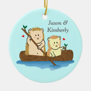 Cute Hedgel Couple on Wooden Boat Keramisch Ornament
