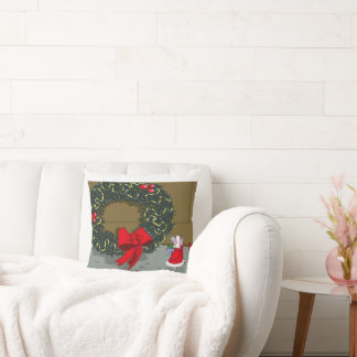 Cute Holiday Pillow with a mouse and wreath. Kussen