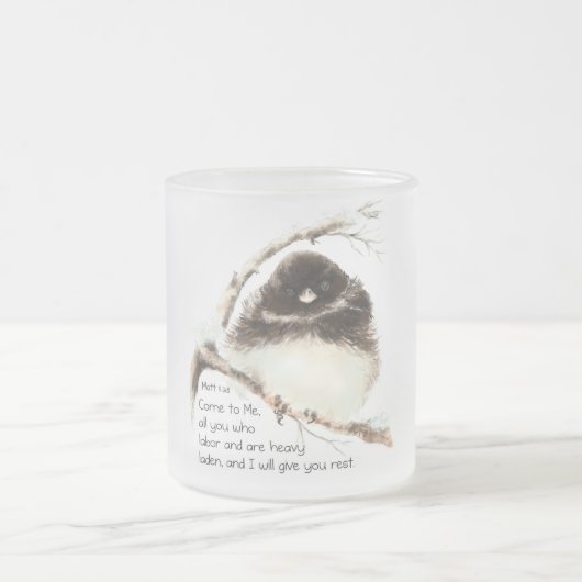 Cute Junco Bird, Scripture, Matt 11:28, Rest Matglas Koffiemok (Center)