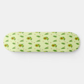 Cute kawaii avocado on green skateboard (Horizontaal)