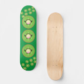 Cute Kawaii Kiwi Fruit Skateboard (Voorkant)