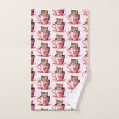 Cute Kitten dans un Teacup avec Motif de coeur (Serviette à main)