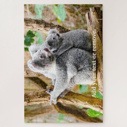 Cute koala beer and baby sit on eucalypyus tree, legpuzzel (Verticaal)